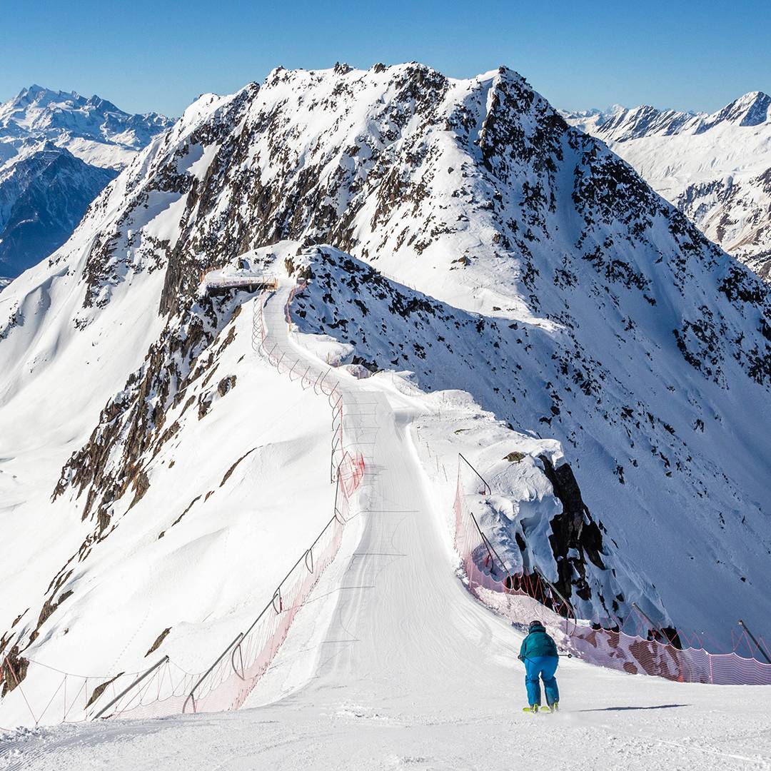 Eine Piste nach unserem Geschmack: die enge Abfahrt vom Eggishorn.